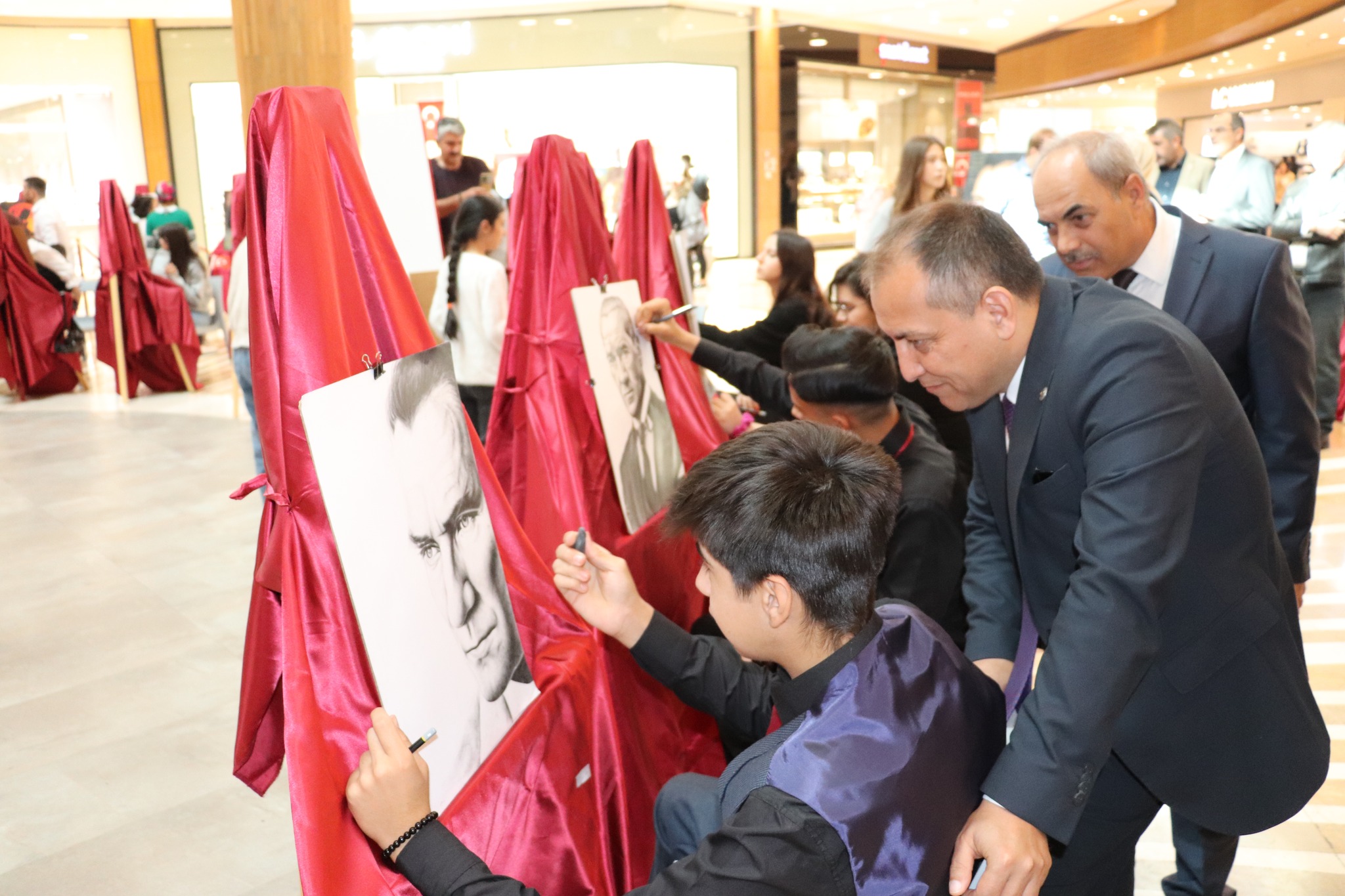 Güzel Sanatlar Lisesi Resim Sergisi Düzenledi6