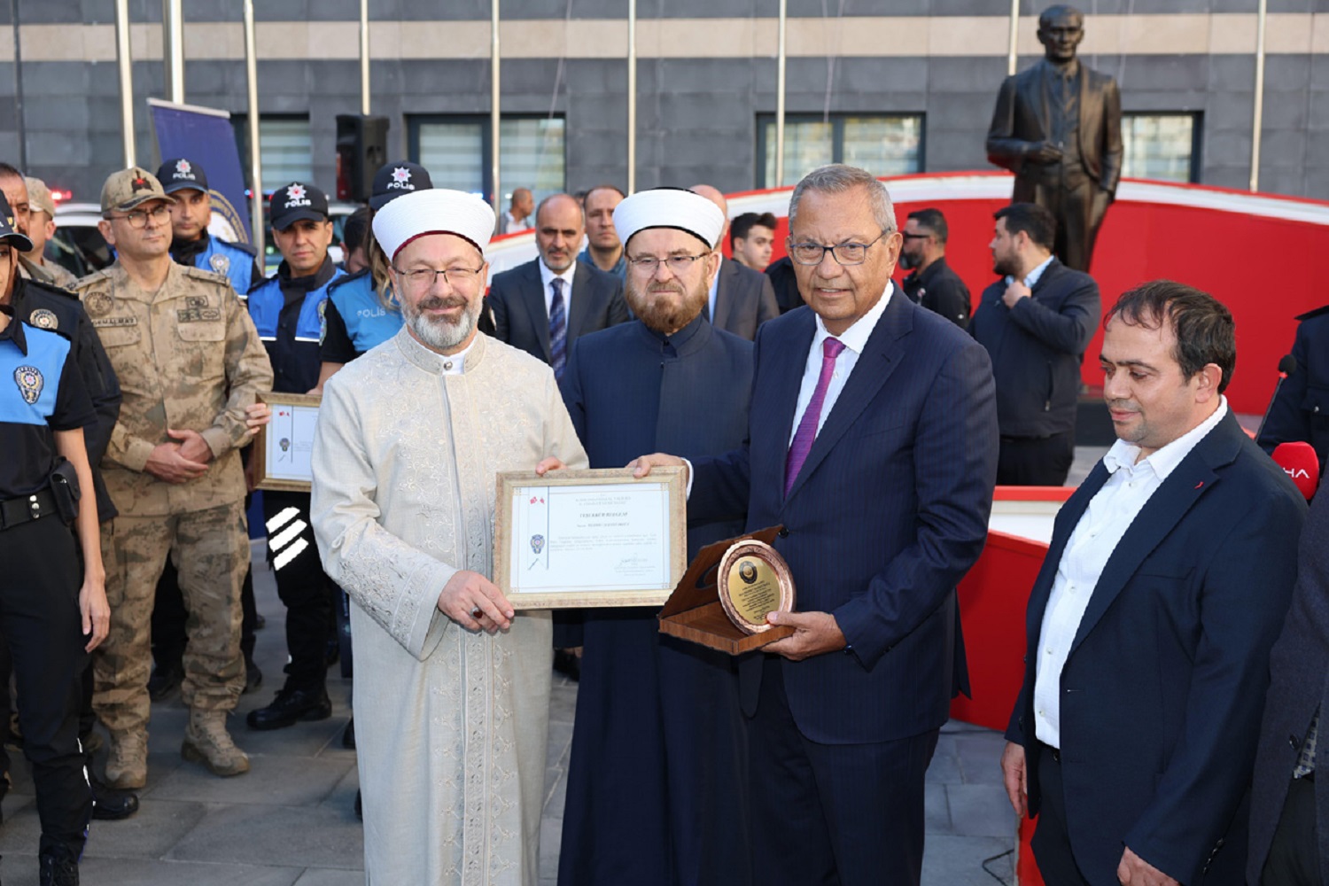 İl Emniyet Müdürlüğüne 63 Yeni Hizmet Aracı Tahsis Edildi7