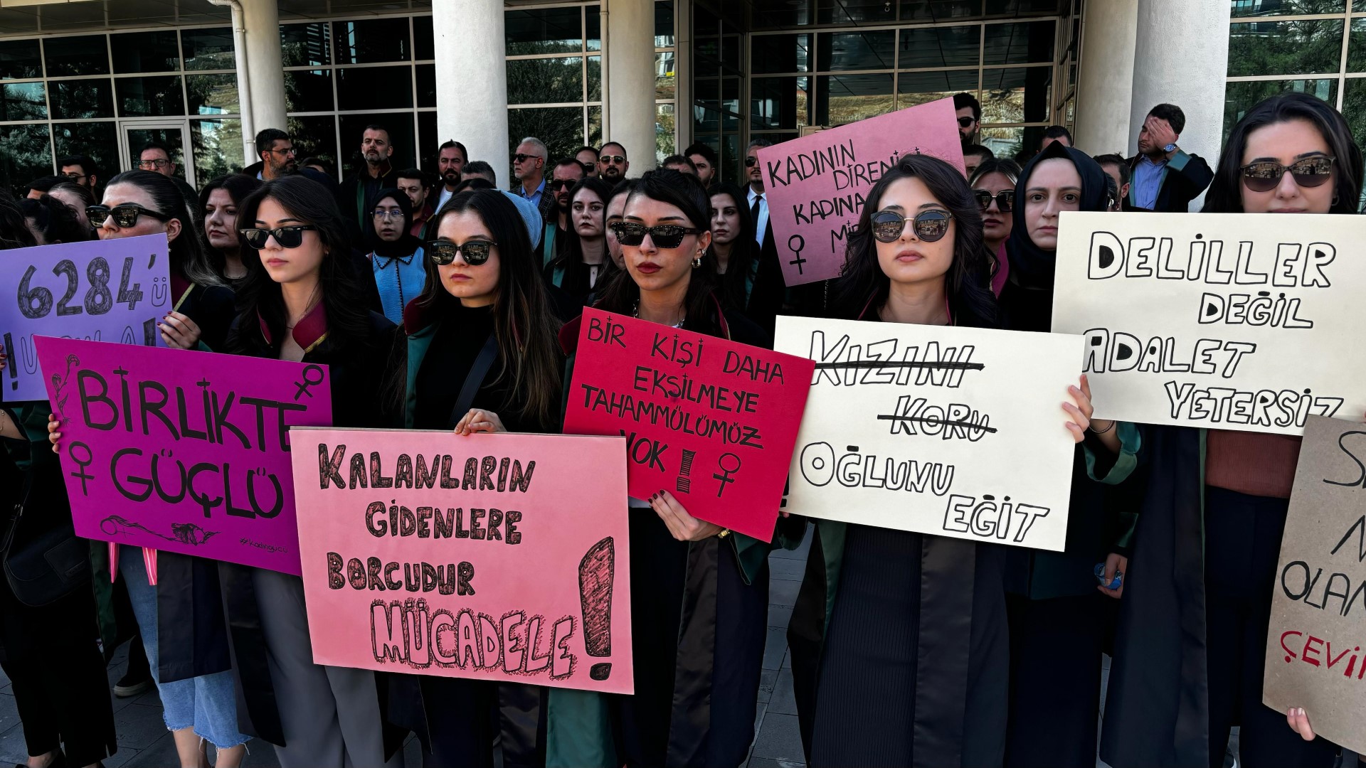 Kahramanmaraş'ta Avukatlardan Kadın Cinayetlerine Tepki (2) (Large)