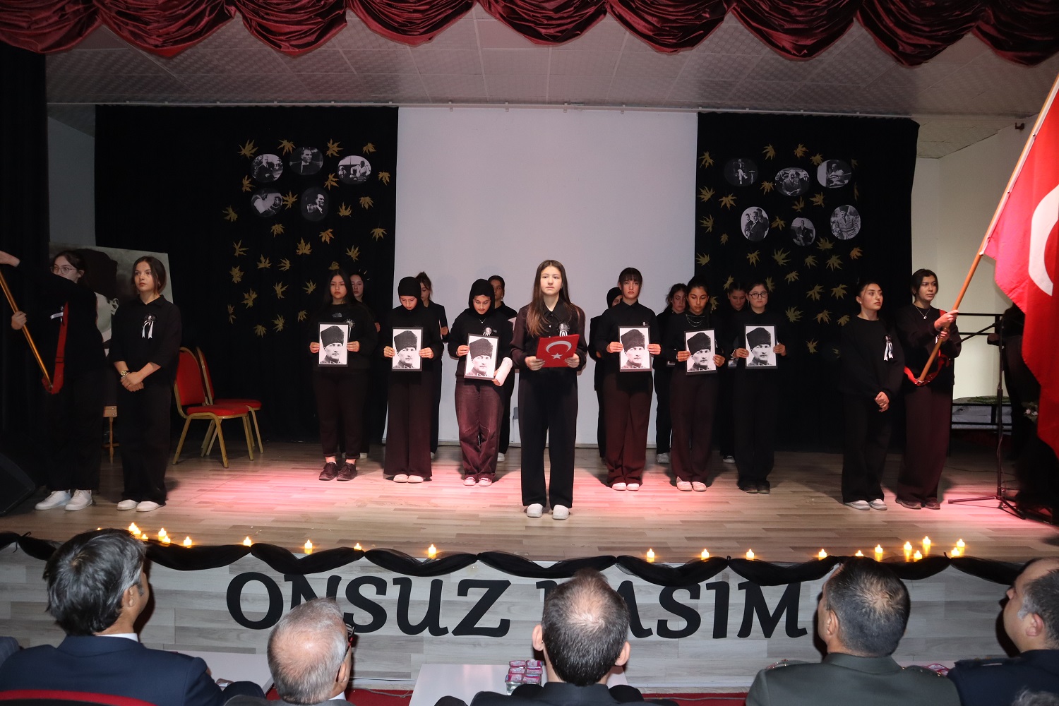 Afşin’de 10 Kasım Atatürk’ü Anma Programı Düzenlendi (8)