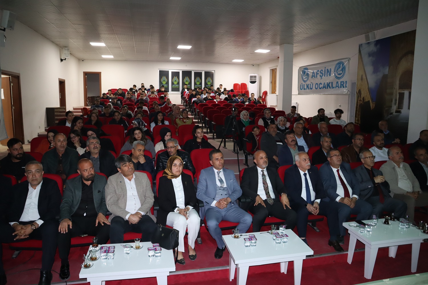 Afşin’de Teknoloji Bağımlılığına Karşı Bilinçlendirme Konferansı Düzenlendi (10)