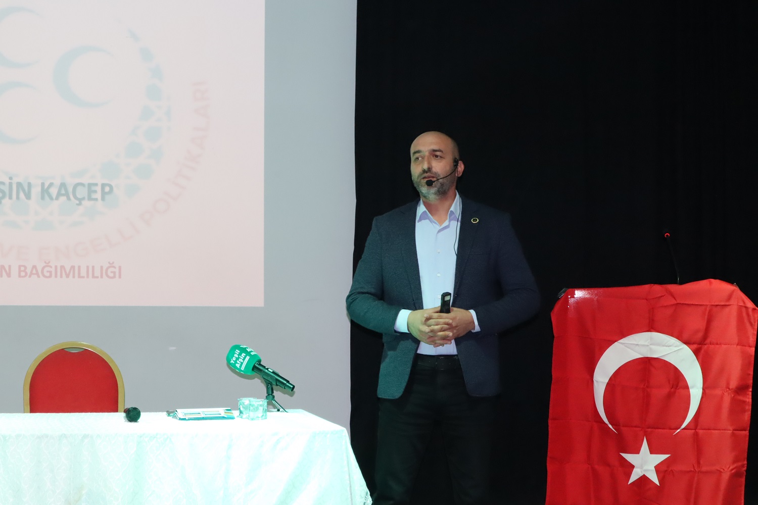 Afşin’de Teknoloji Bağımlılığına Karşı Bilinçlendirme Konferansı Düzenlendi (11)