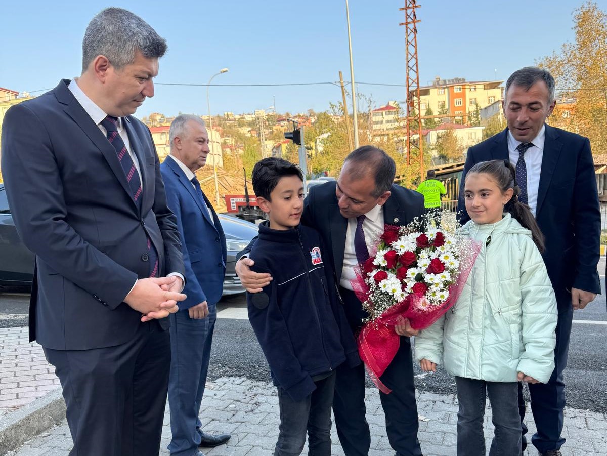 Baydur, Andırın İlçesi’ni Ziyaret Etti1