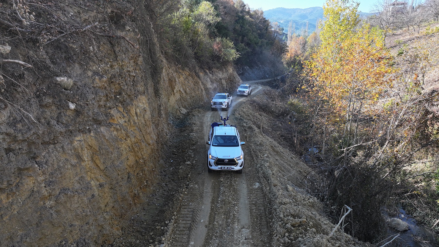 Büyükşehir, Ilıca’da Geniş Kapsamlı İlaçlama Çalışması Başlattı (1)