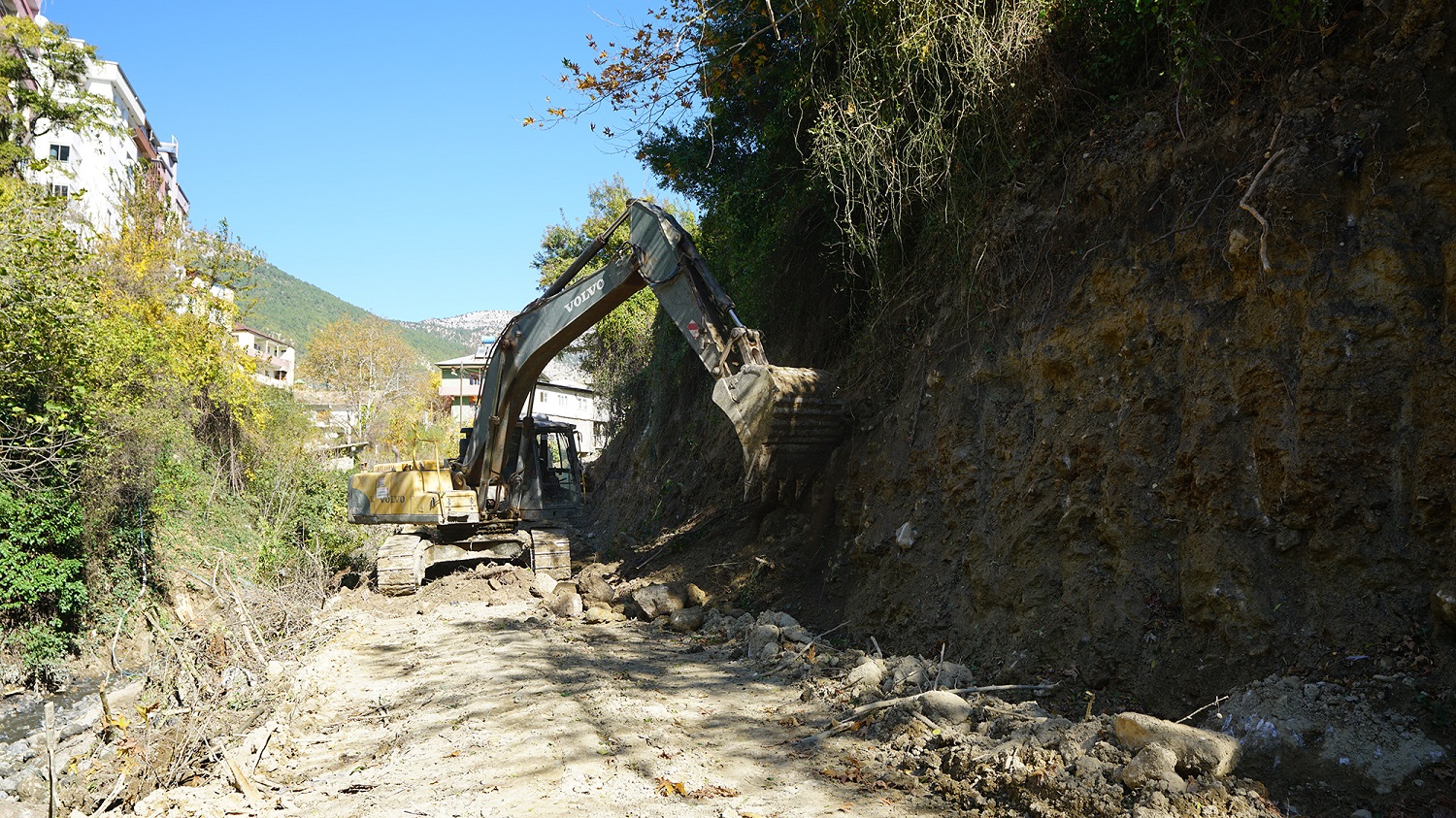 Büyükşehir, Ilıca’nın Kronikleşen Bir Sorununu Daha Çözüme Kavuşturuyor (3)