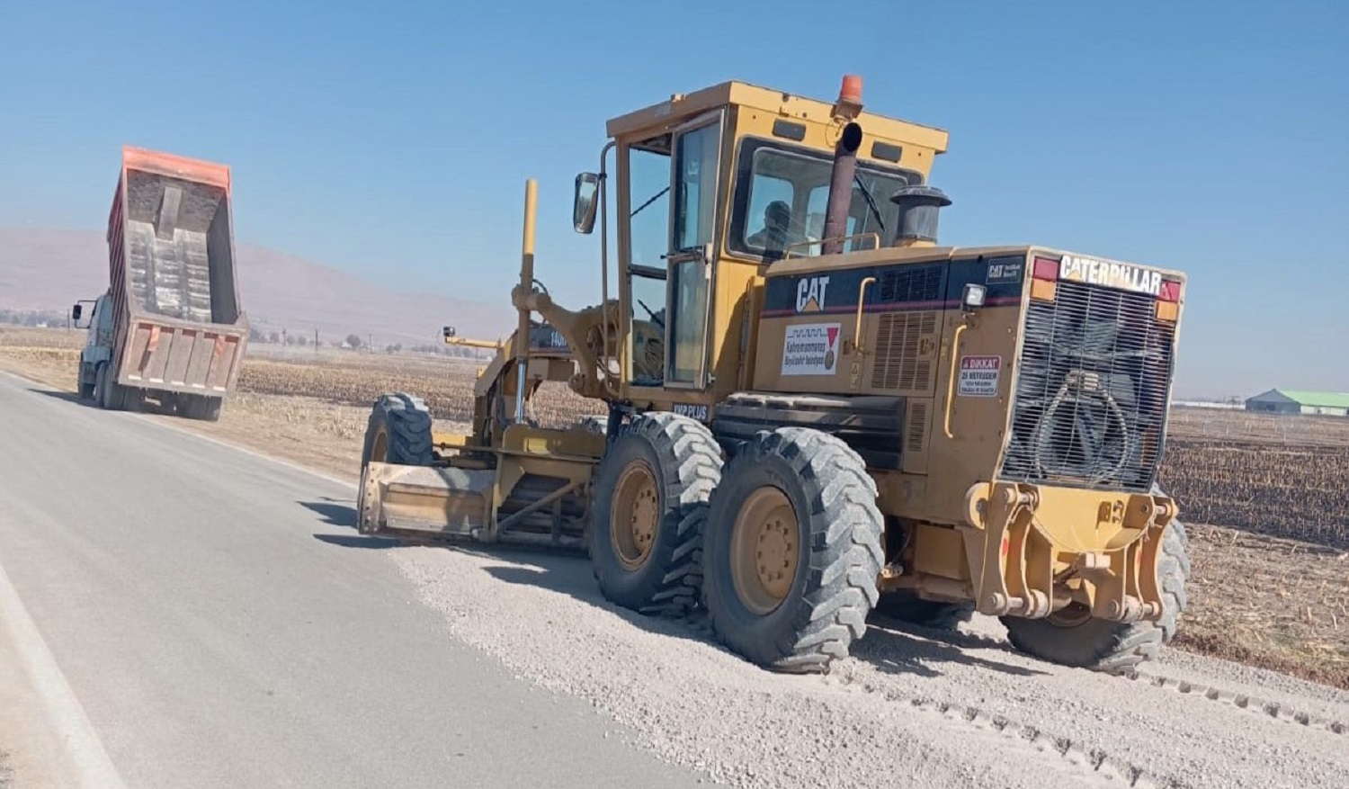 Büyükşehir’den Elbistan’ın 4 Mahallesinde Daha Yol Yenileme Çalışması (3)