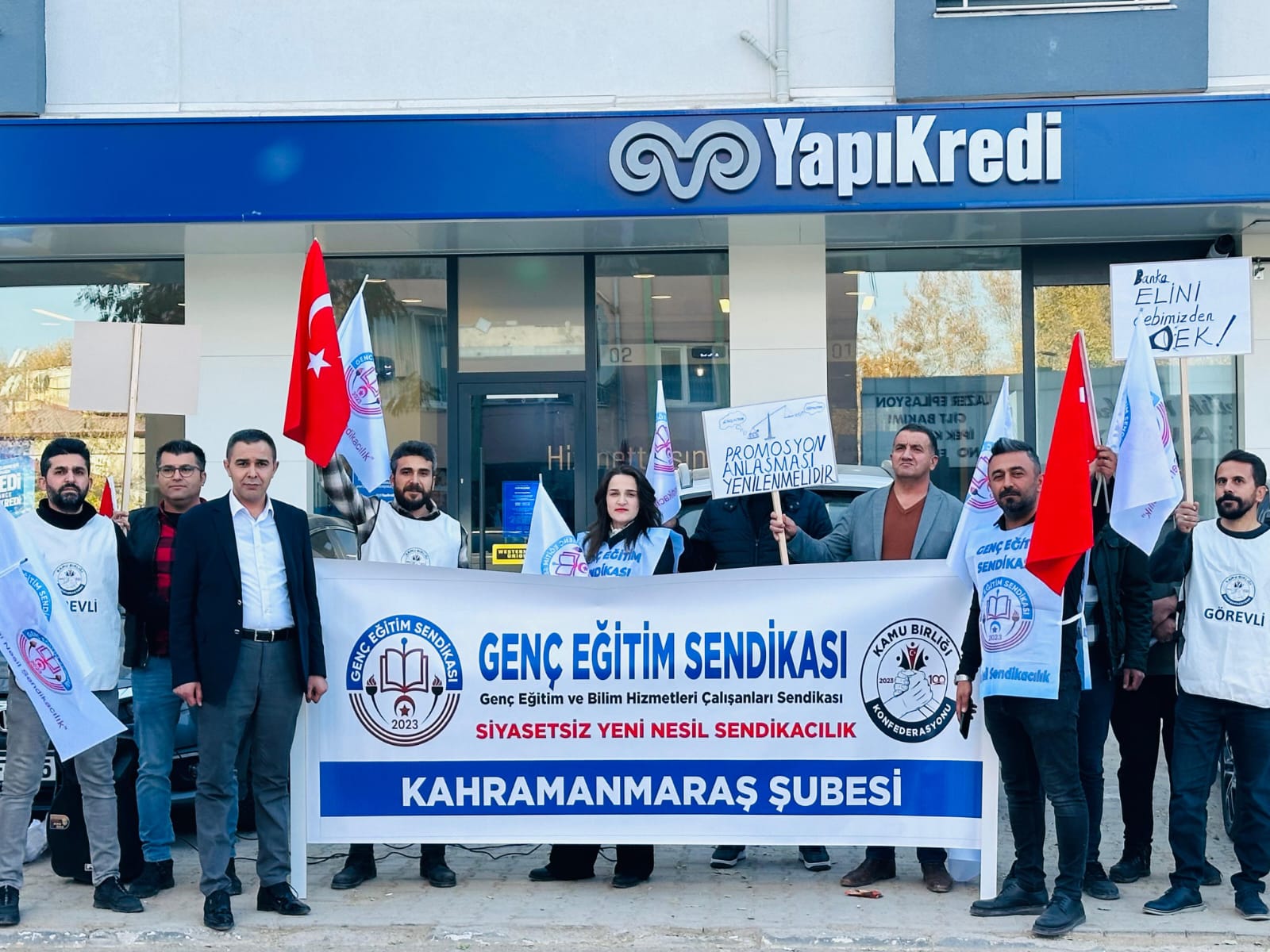 Genç Eğitim Sendikasından Maaş Bankası’na Protesto1