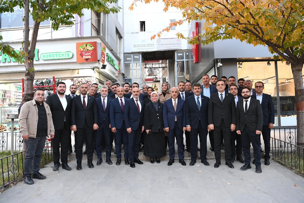 Kahramanmaraş Heyeti’nden Başkan Karabulut’a Hayırlı Olsun Ziyareti2