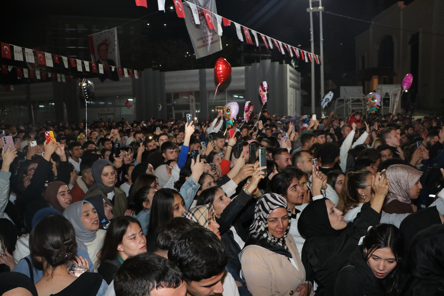 Kahramanmaraş’ta Cumhuriyet Konseri Düzenlendi (3)