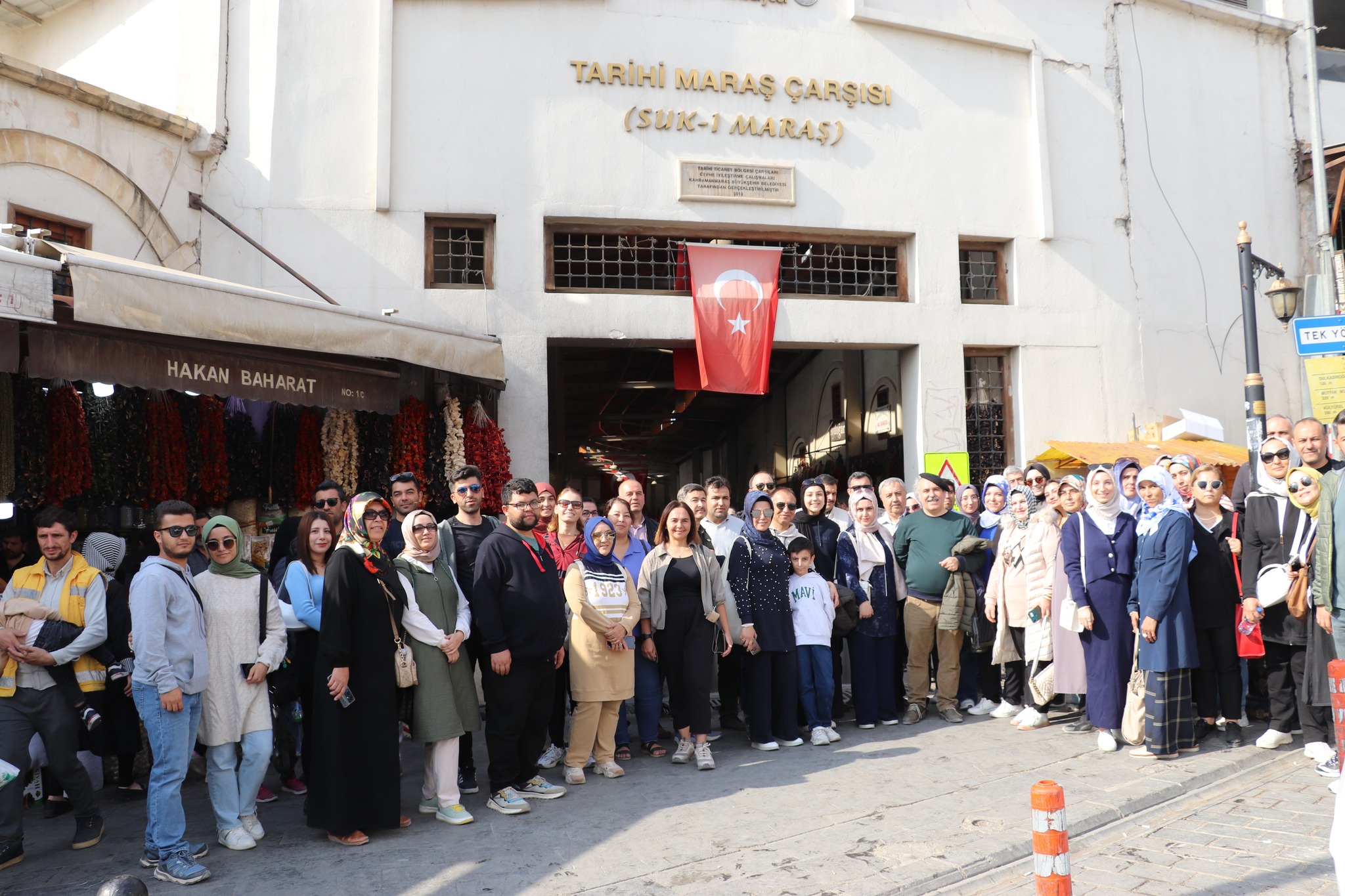 Kahramanmaraş’taki Tarihi Yapılara Şehir Turu Konulu Şehir Gezisi Düzenlendi7