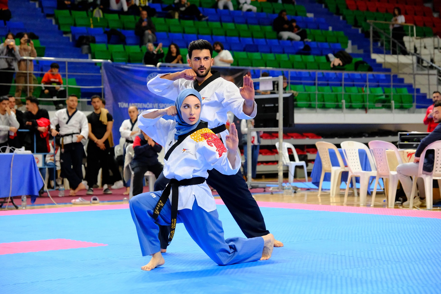 Red Bull Sporcusu Kübra Dağlı Türkiye Taekwondo Şampiyonası’nda İki Altın Madalya Kazandı (2)