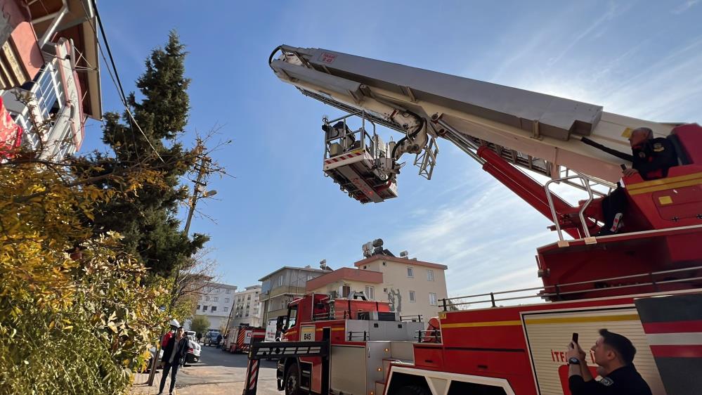 Rehin Alınan Aileyi Özel Harekat Polisi Kurtardı 5