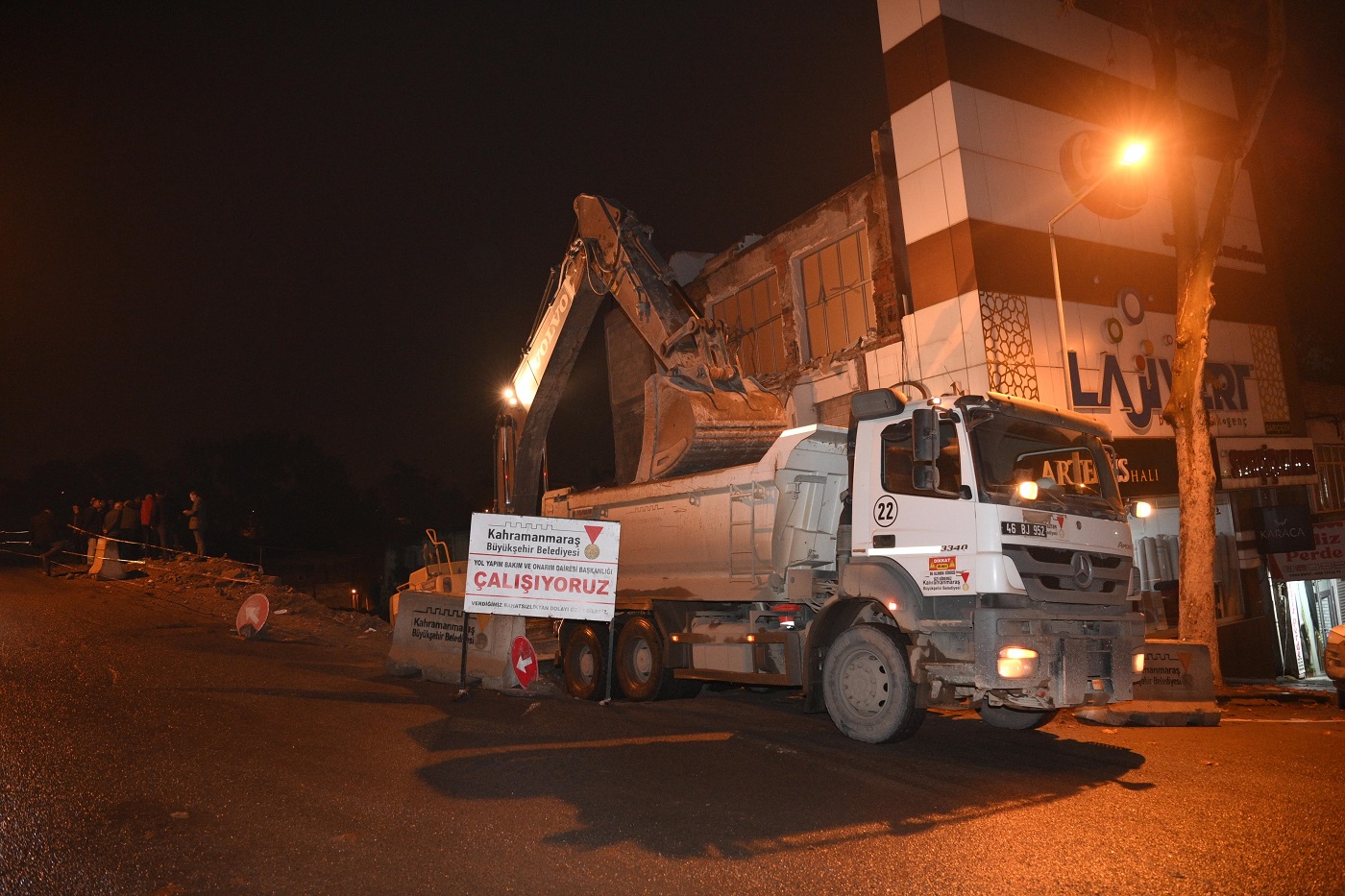 Şekerli Caddesi Alternatif Güzergâh Oluyor (3)