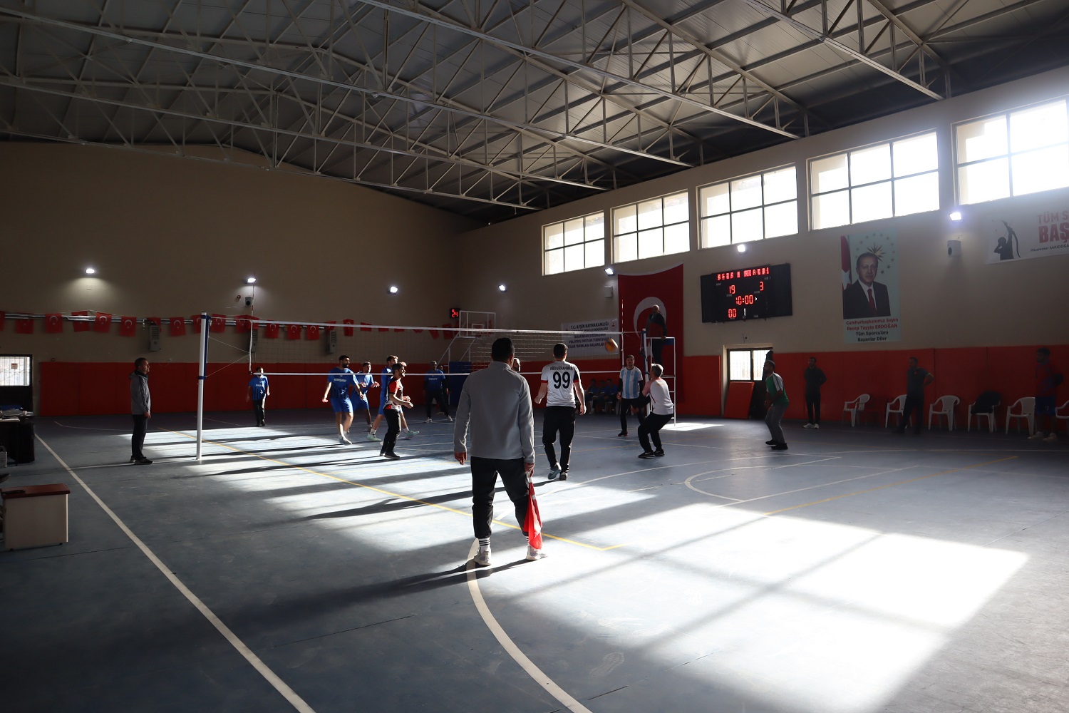 Afşin’de Voleybol Dostluk Turnuvası Devam Ediyor (8)-1