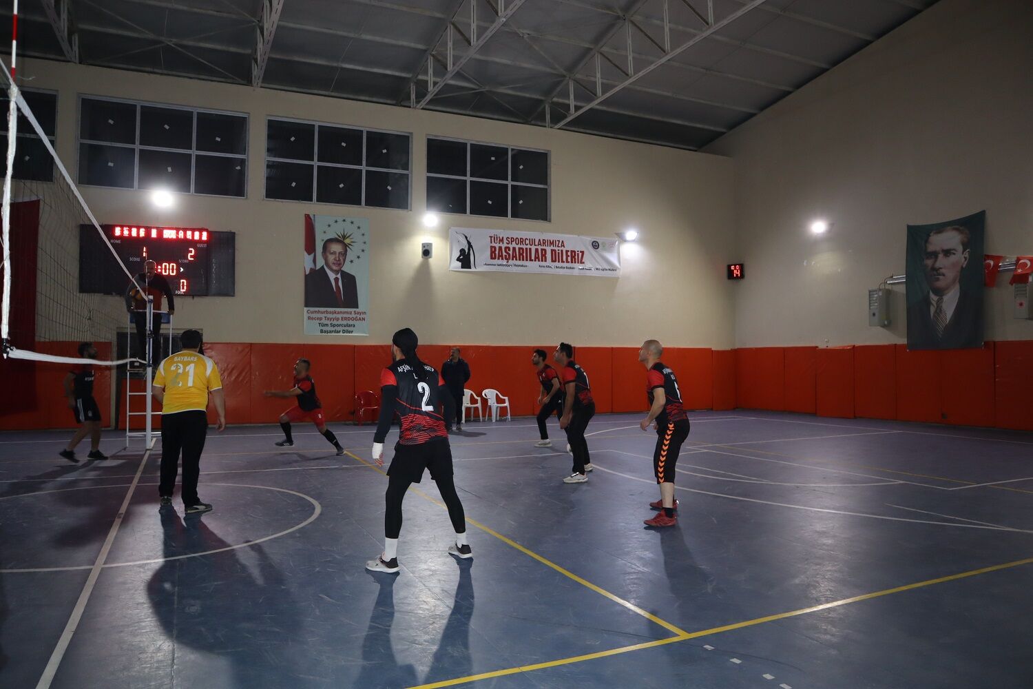 Afşin'de Voleybol Heyecanı E Grubu İlk Maçlarını Tamamladı (14)