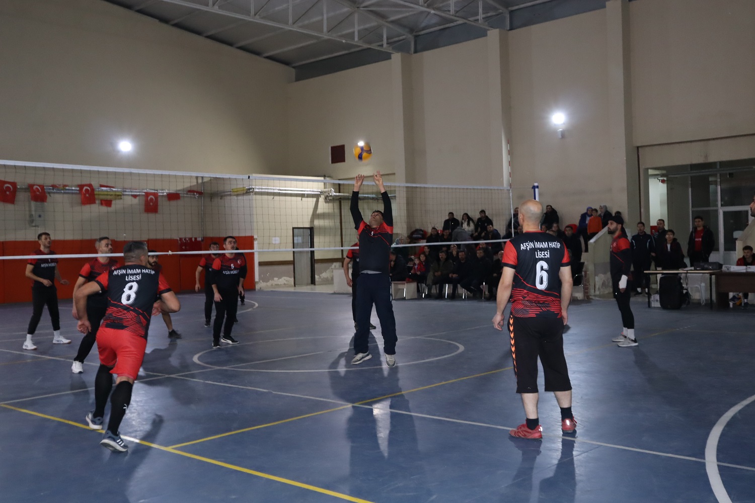 Afşin'de Voleybol Heyecanı E Grubu İlk Maçlarını Tamamladı (8)