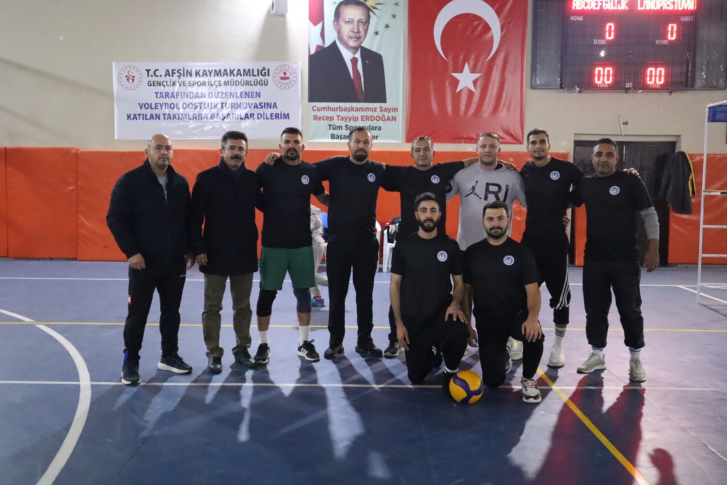 Afşin'de Voleybol Heyecanı G Ve H Grubu İlk Maçlarını Tamamladı (12)