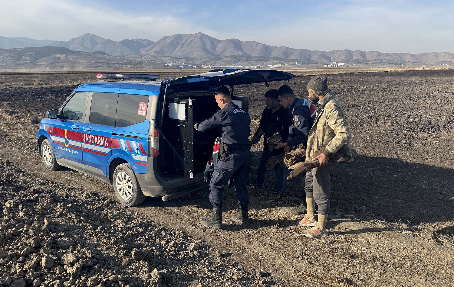 Kahramanmaraş'ta Tarlada Fil Kemikleri Bulundu (1)