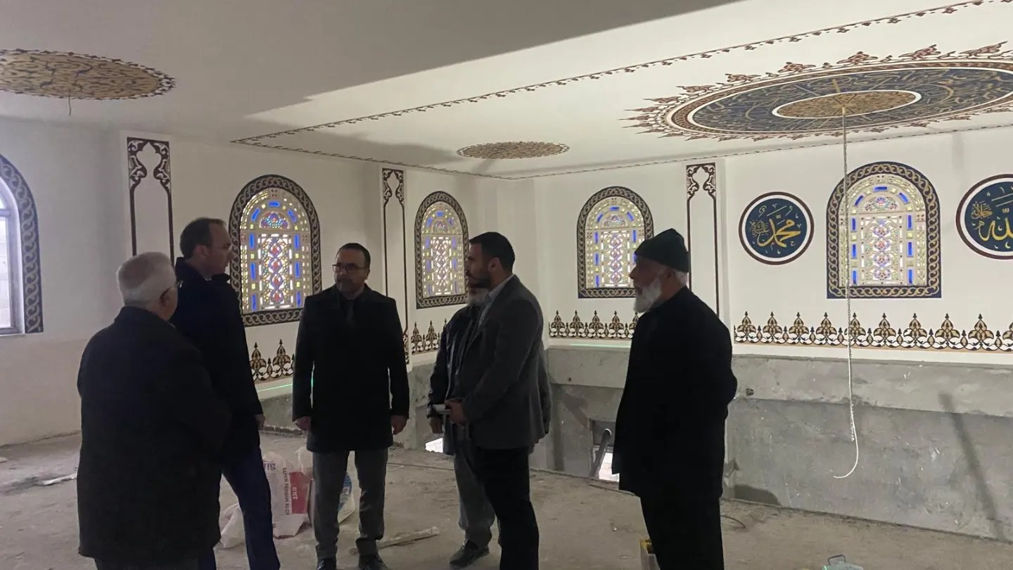 Kaymakam Muammer Sarıdoğan Pınarönü Camii İnşaatını İnceledi