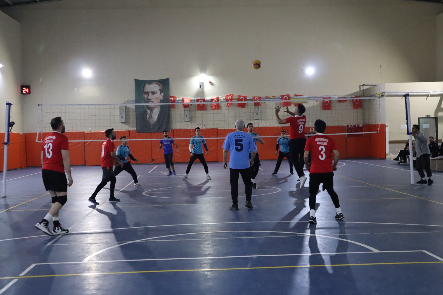 Voleybol Heyecanı Sürüyor A Grubunun Lideri Belli Oldu (10)