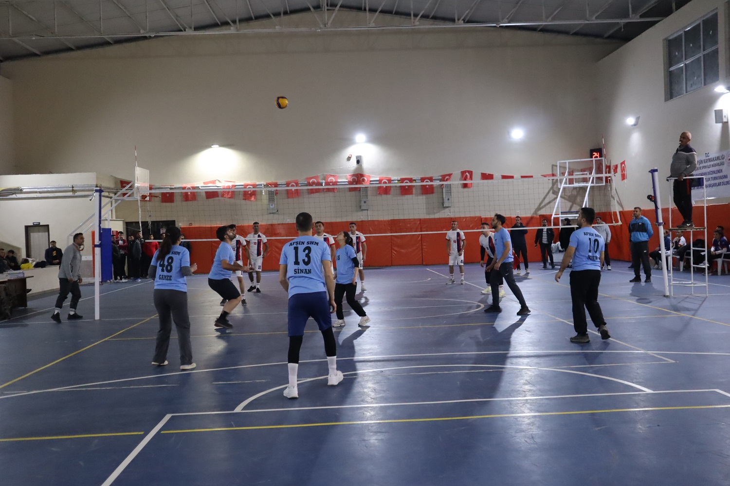 Voleybol Heyecanı Sürüyor A Grubunun Lideri Belli Oldu (11)