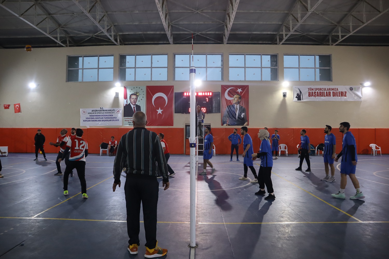 Voleybol Heyecanı Sürüyor D Grubunda İkinci Maçlar Tamamlandı (6)