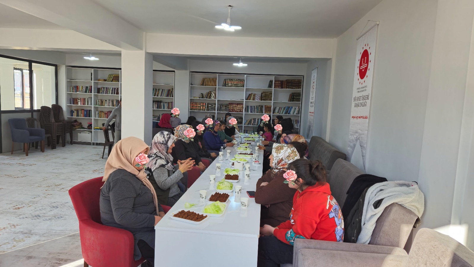 Afşin'de Anneler Ve Çocukları Afşin Diyanet Gençlik Merkezinde Bir Araya Geldi 4