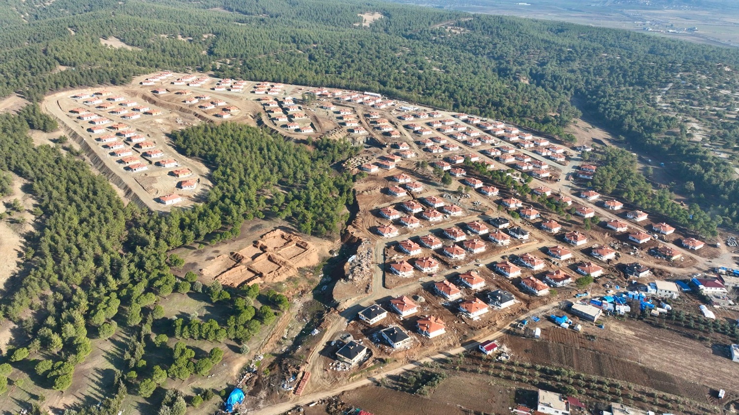 Başkan Görgel Ve Bakan Kurum, Alanda Yürütülen Çalışmaları Yerinde İnceledi (4)