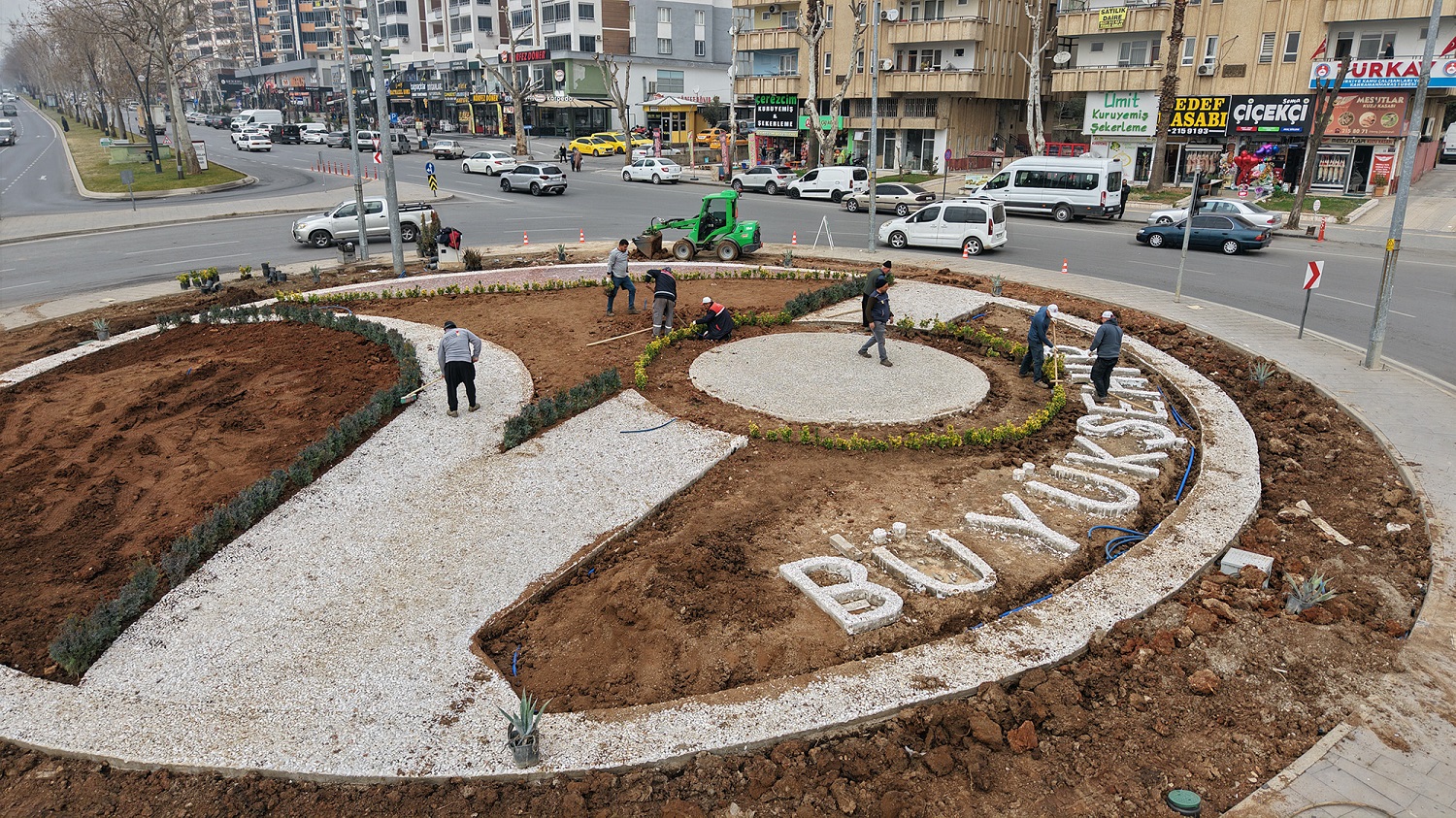 Büyükşehir, Estetik Dokunuşlarla Şehri Daha Da Güzelleştiriyor (1)