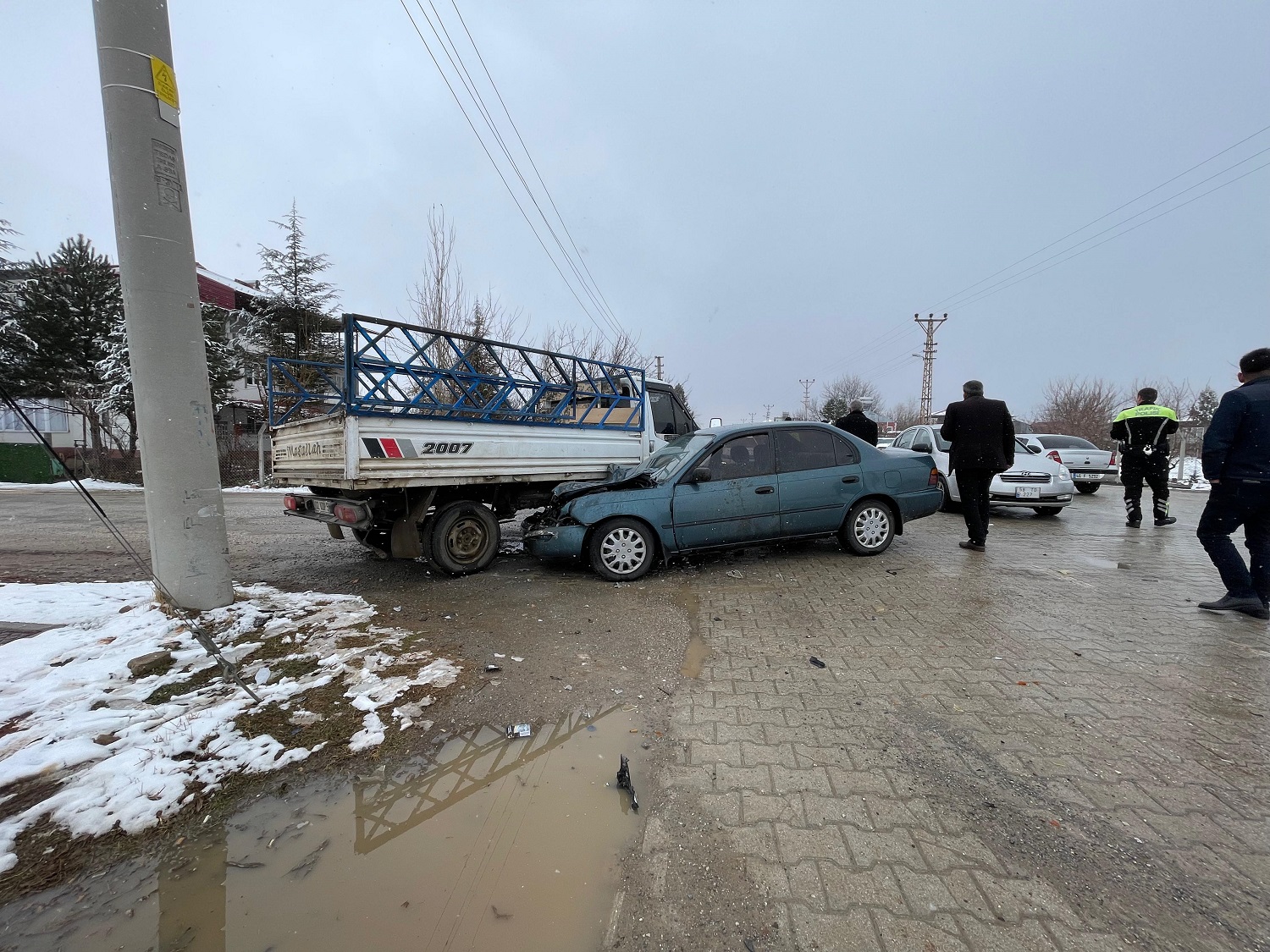 Gaziosmanpaşa Mahallesinde Trafik Kazası 1 Yaralı (2)