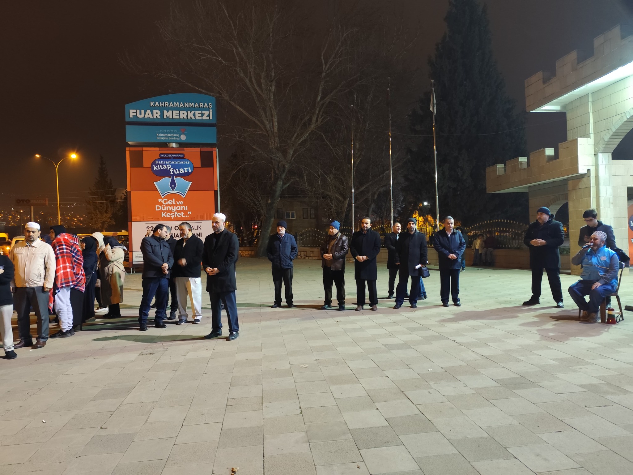 Kahramanmaraş'tan Umre Yolcuları Tekbir Ve Dualarla Uğurlandı2