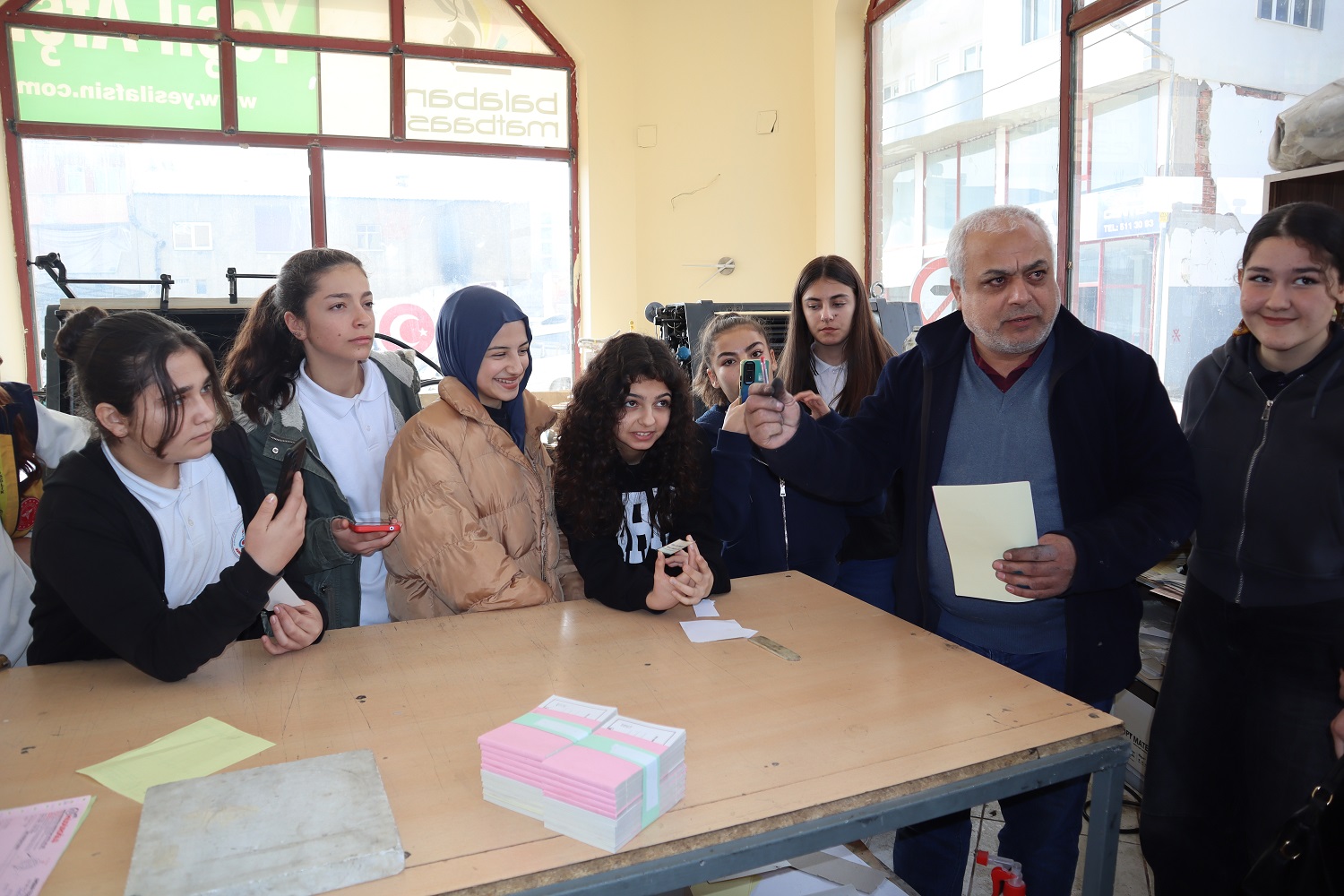 Öğrenciler, Gazete Ve Matbaa Sürecini İnceledi (13)