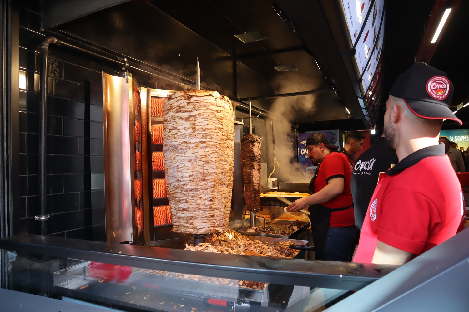 Öncü Döner 288. Şubesini Afşin’de Açtı (7)