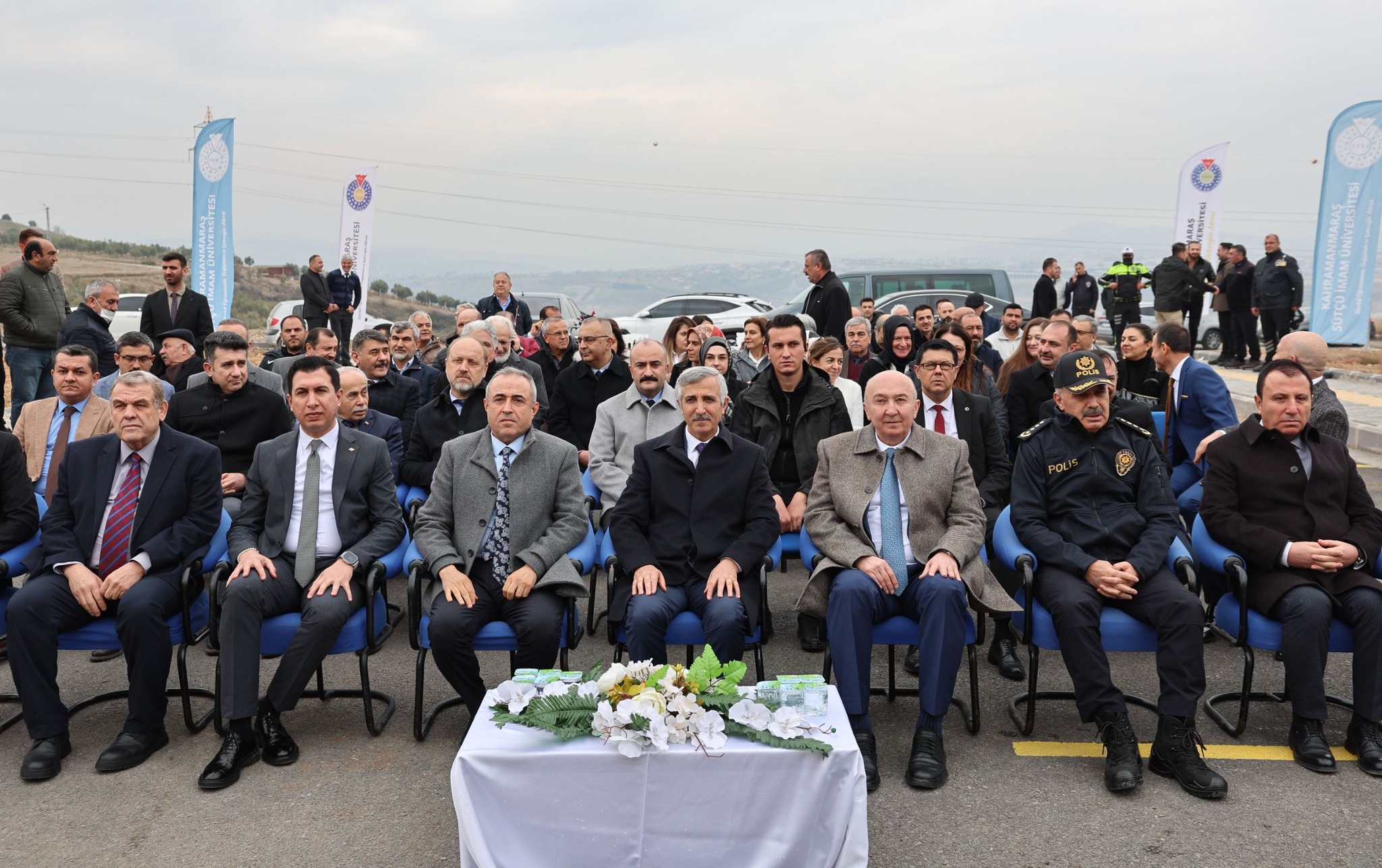 Vali Ünlüer, Oto Ekspertiz Tse Hizmet Yeterlilik Belgesi Takdim Törenine Katıldı