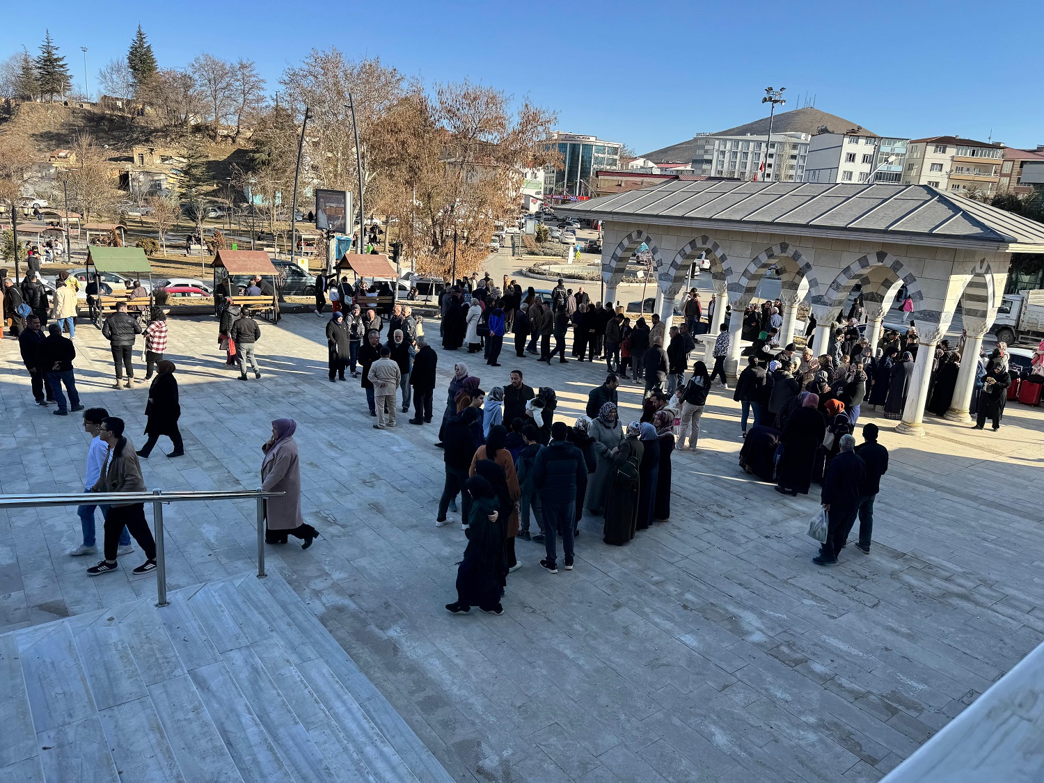 Afşin'de Umre Heyecanı Kutsal Topraklara Yolculuk Başladı (4)