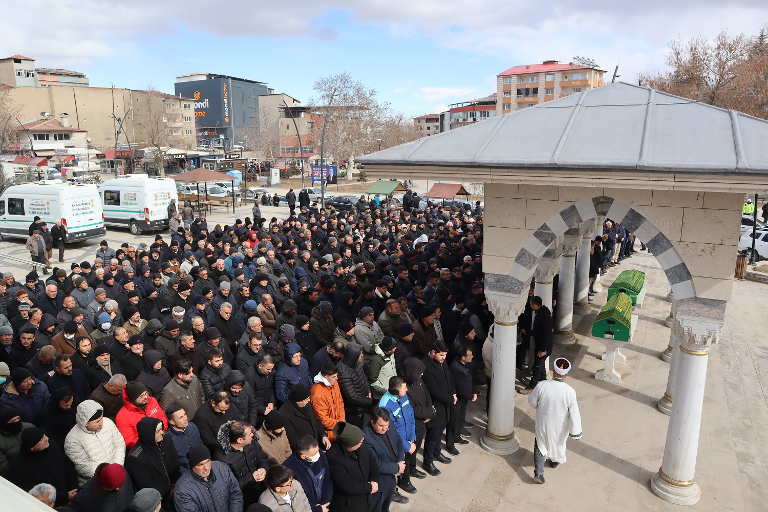 Başkan Karabulut’un Annesi Son Yolculuğuna Uğurlandı (1)