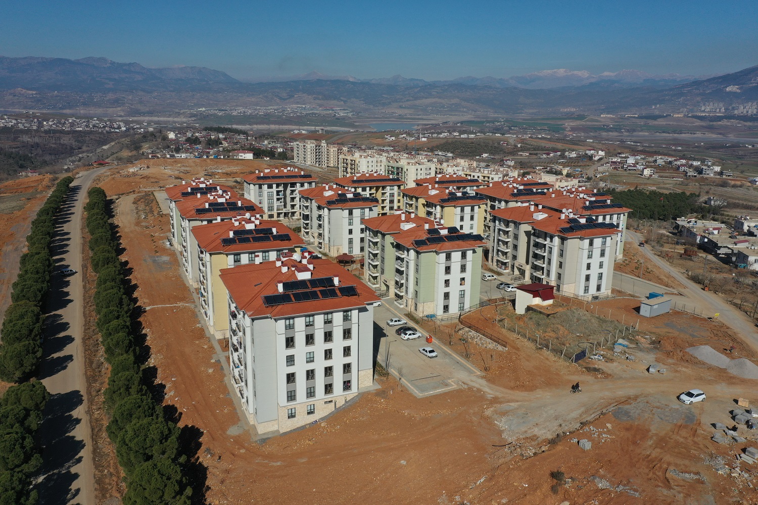 Baykar'ın Kahramanmaraş'ta Yaptırdığı 303 Konut Hak Sahiplerine Teslim Edildi (6)