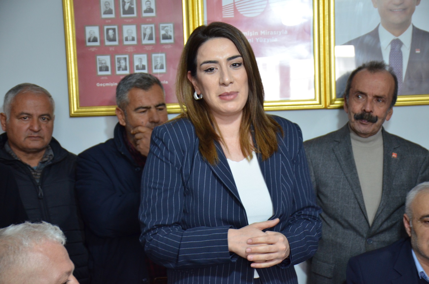 Chp Heyeti Afşin'de Partililerle Bir Araya Geldi (5)