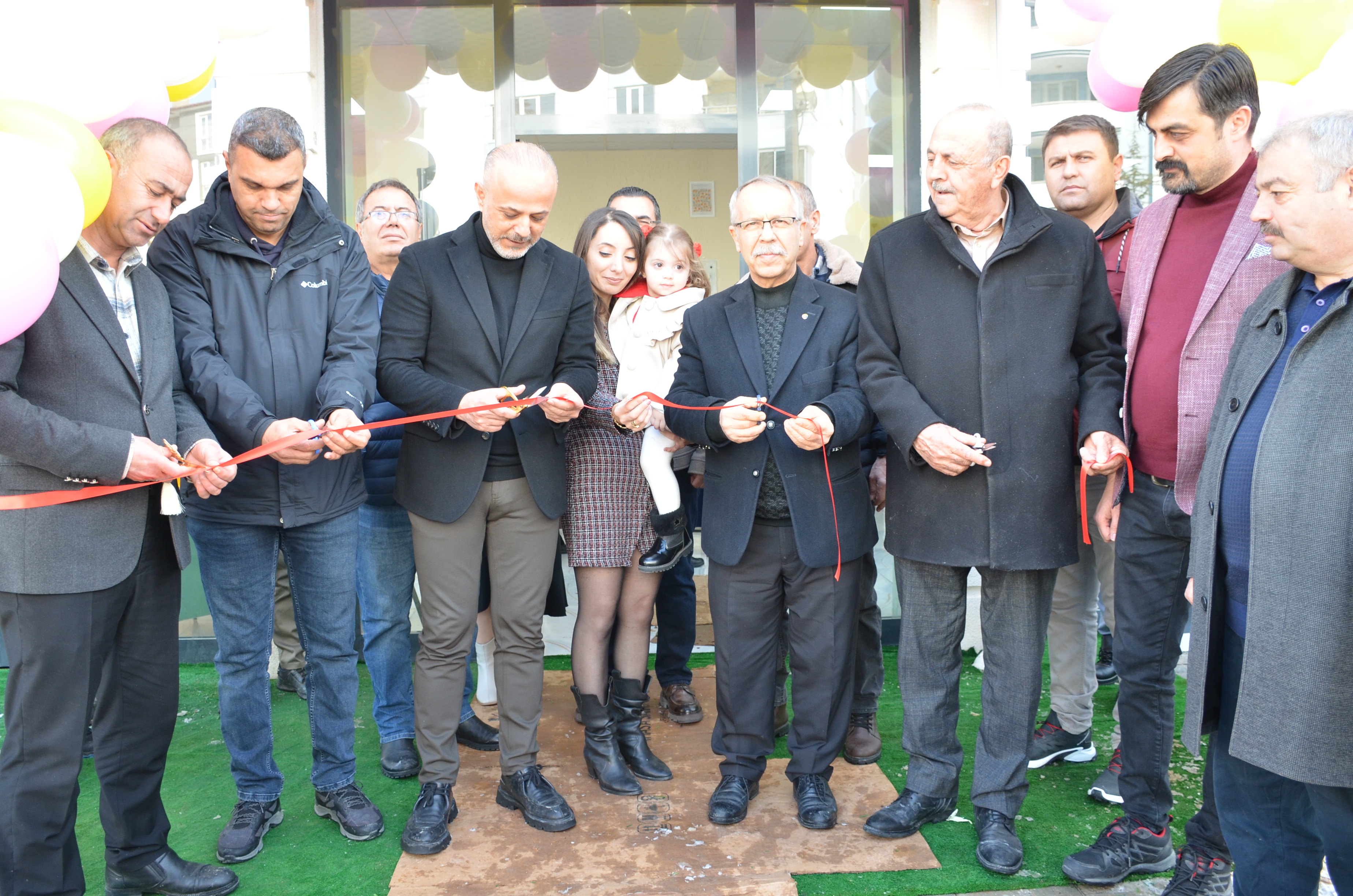 Defne Sanat Atölyesi Yeni Yerinde Hizmet Vermeye Devam Ediyor (10)