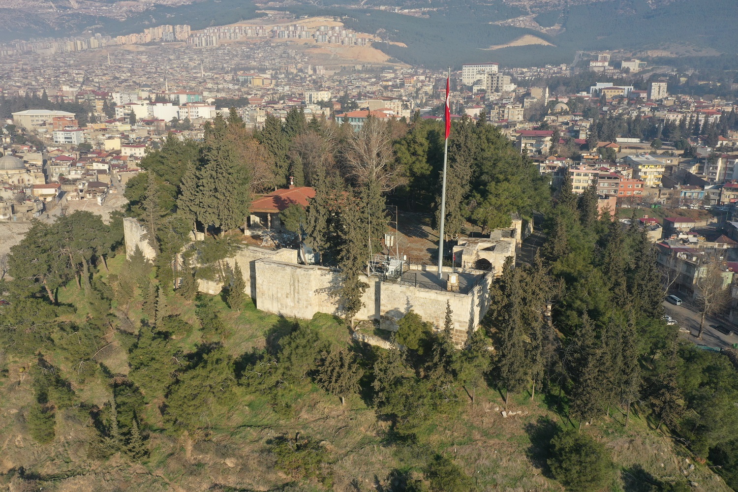 Depremde Zarar Gören Kahramanmaraş'taki Tescilli Kültür Varlıklarının Restorasyonları Sürüyor (15)