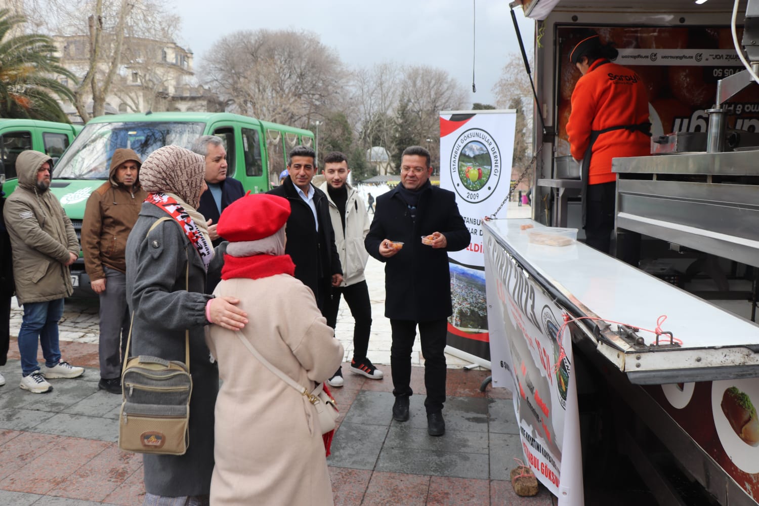 İstanbul’da Elbistanlılar Ile Göksunlular Lokma Dağıttı (2)