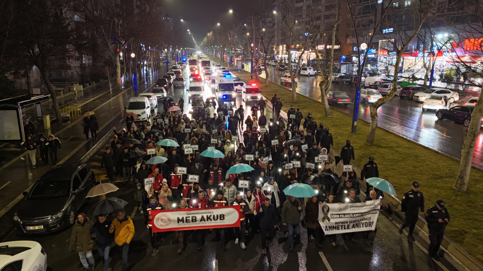 Kahramanmaraş'ta 6 Şubat Depremi Anma Yürüyüşü Düzenlendi4