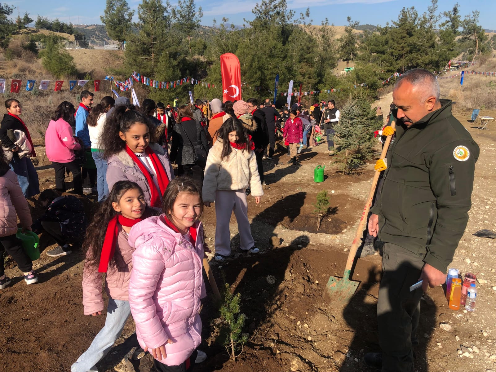 Kahramanmaraş'ta Şehit Öğrenciler Anısına Fidan Dikim Etkinliği Gerçekleştirildi10