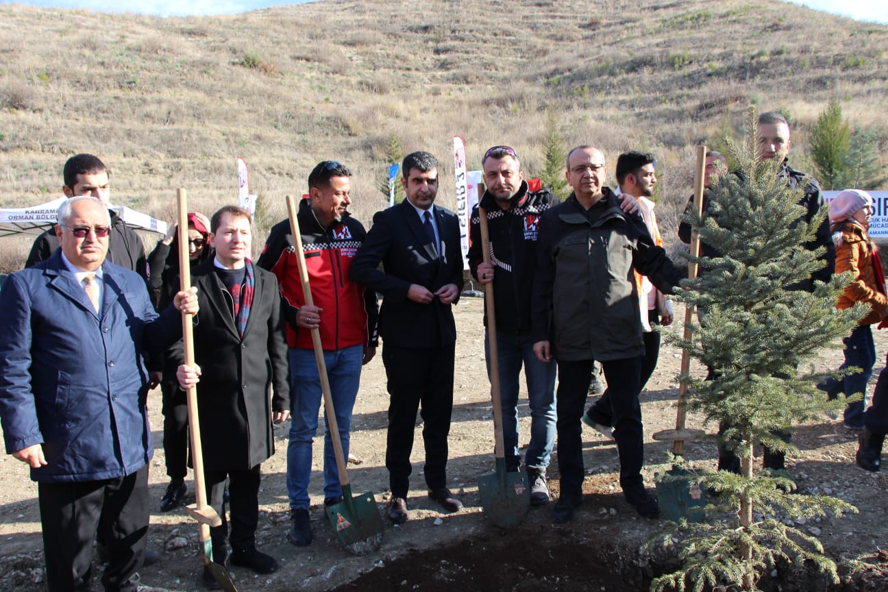 Kahramanmaraş'ta Şehit Öğrenciler Anısına Fidan Dikim Etkinliği Gerçekleştirildi3