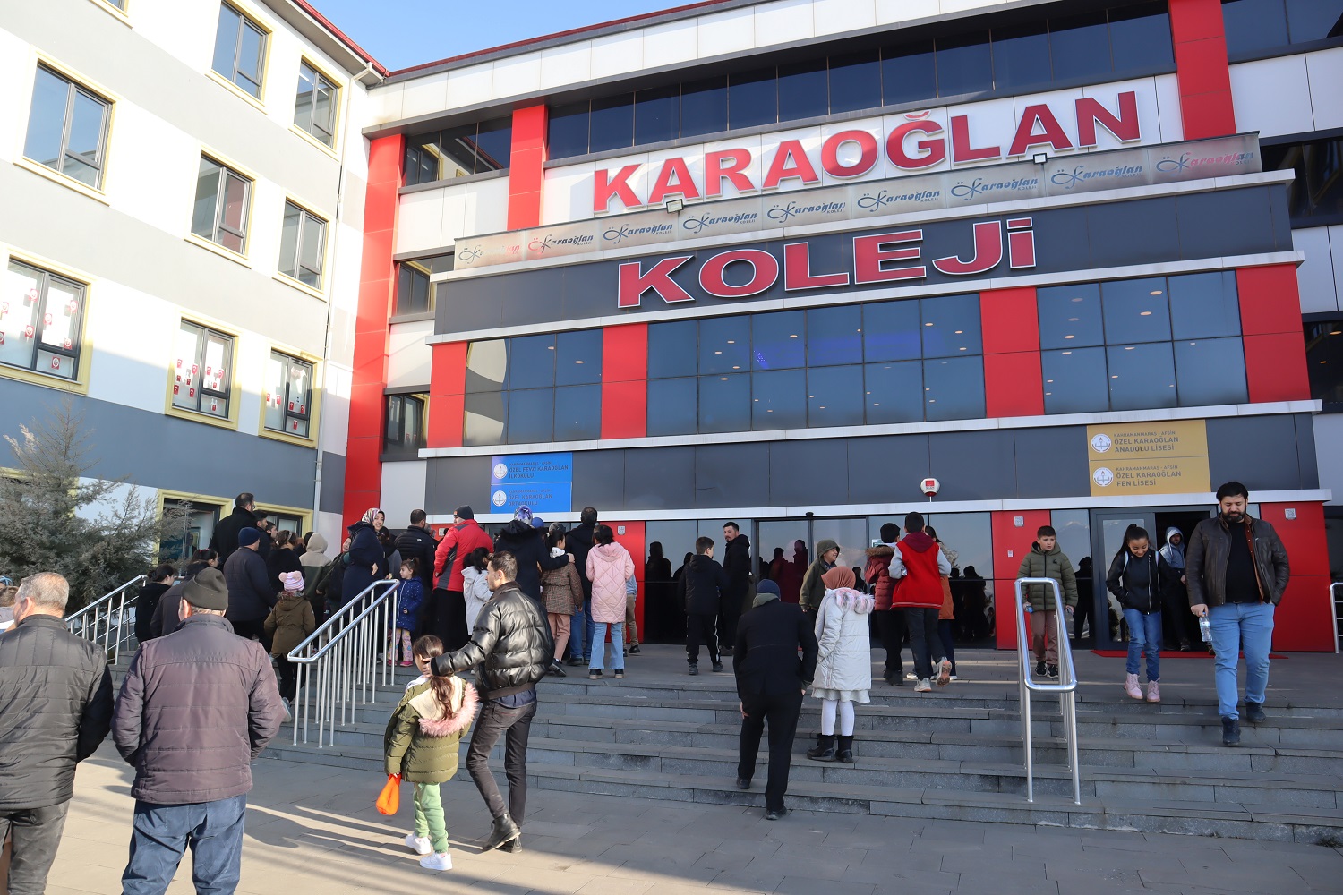 Karaoğlan Koleji'nin Bursluluk Sınavı Yoğun İlgi Gördü (7)