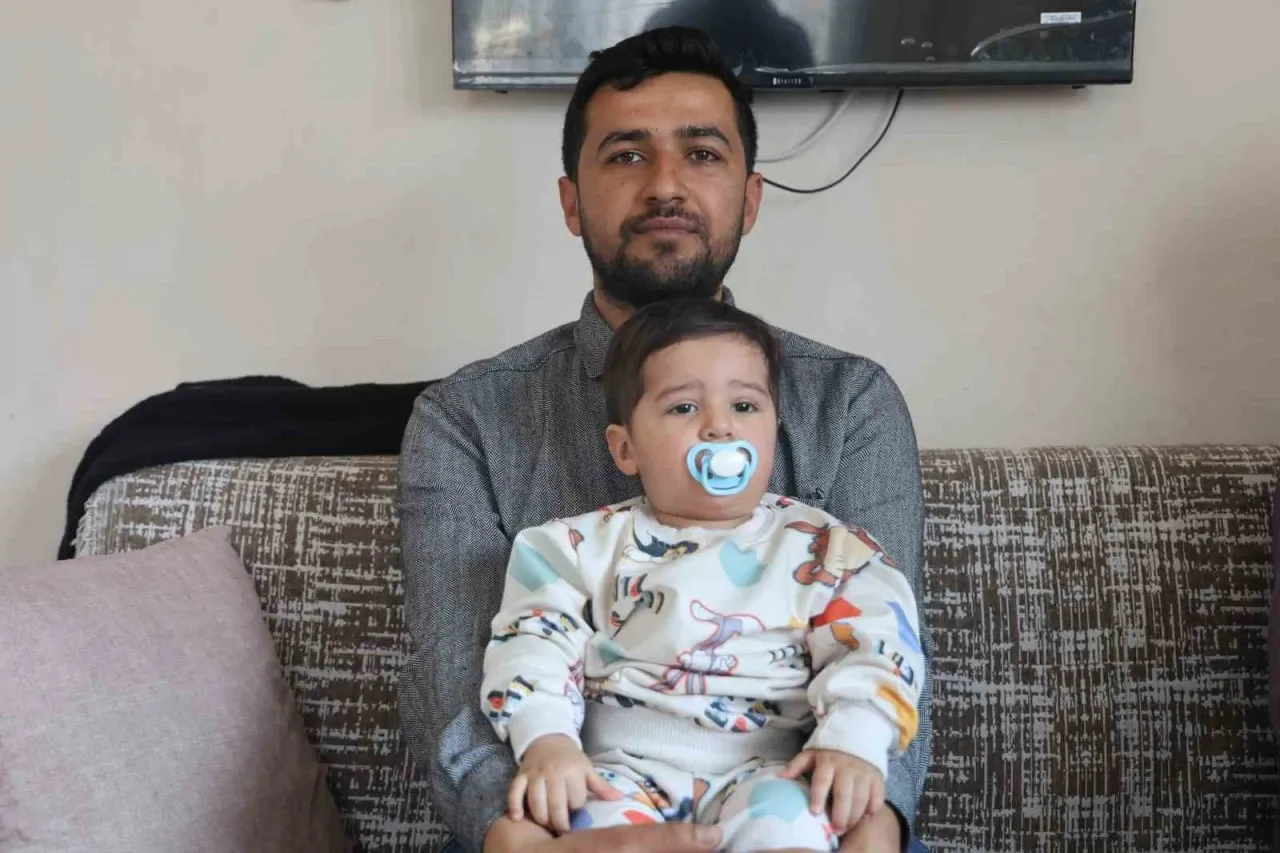 Kendi Idrarını Içerek 260 Saat Enkaz Altında Hayata Tutunan Depremzede Yaşadıklarını Anlattı