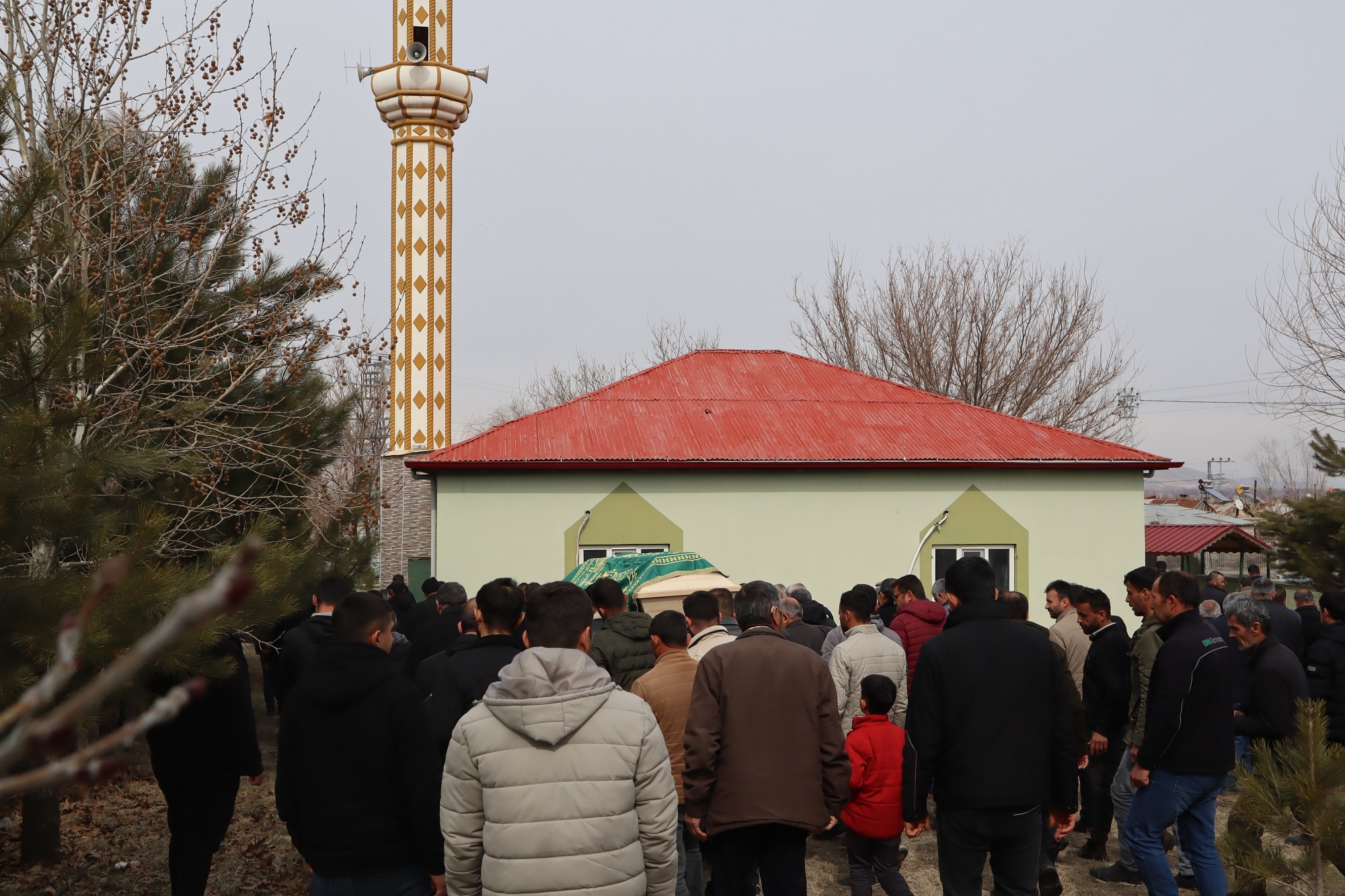 Kocası Tarafından Öldürülen Afşinli Anne Son Yolculuğuna Uğurlandı (5)