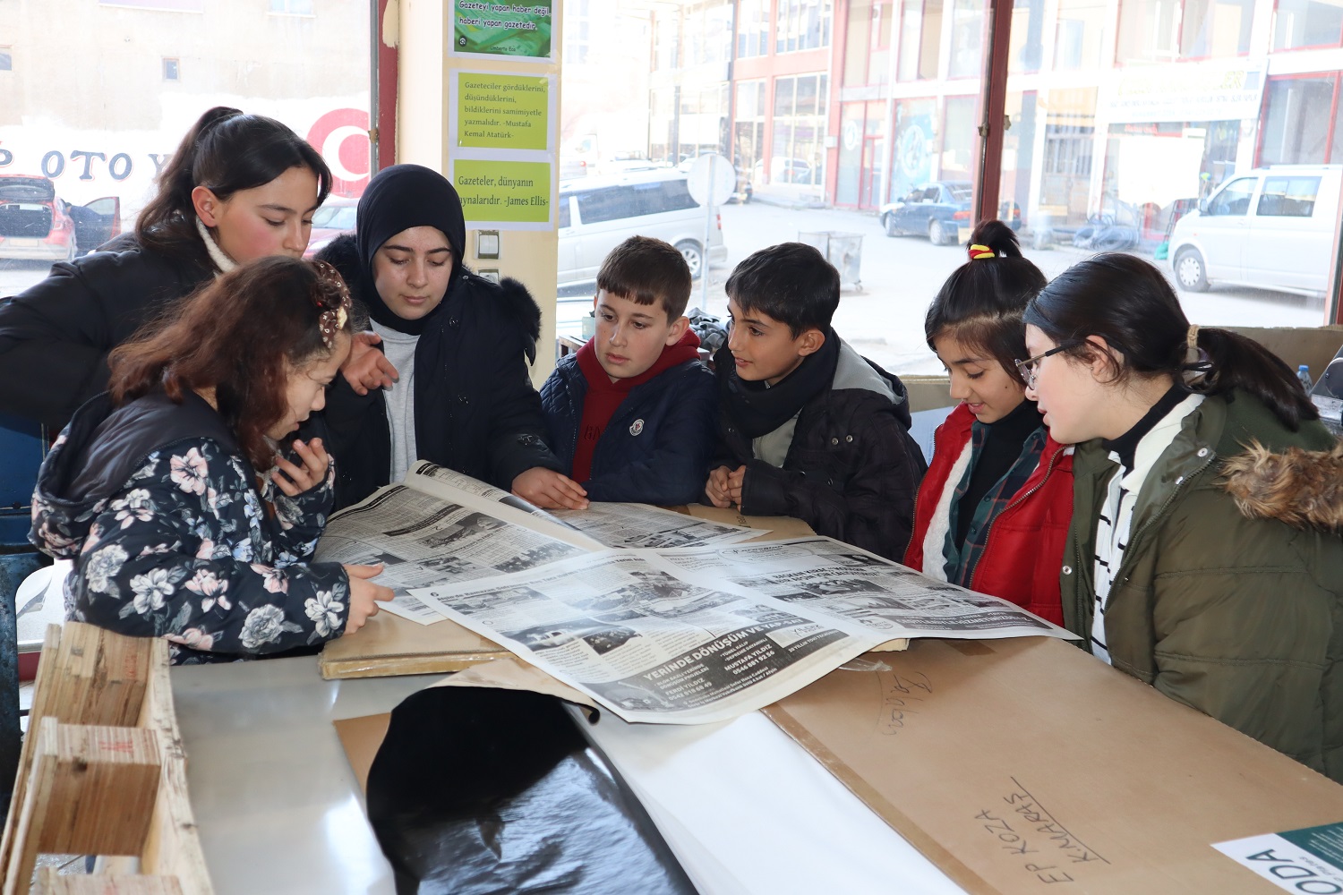 Nadır Ortaokulu Öğrencileri Gazete Baskısını Yerinde İnceledi (12)