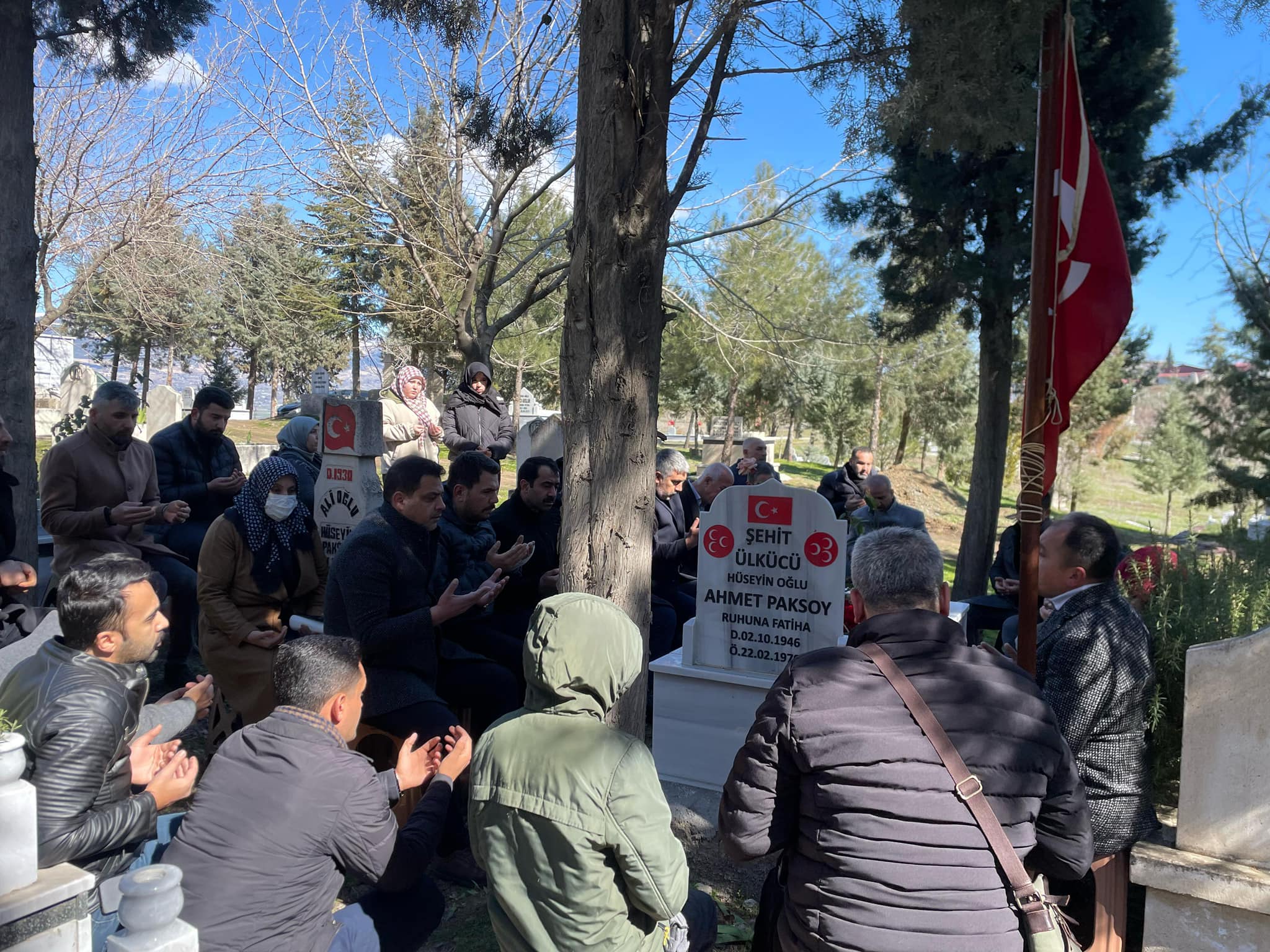 Ülkücü Şehit Mehmet Paksoy Mezarı Başında Anıldı3