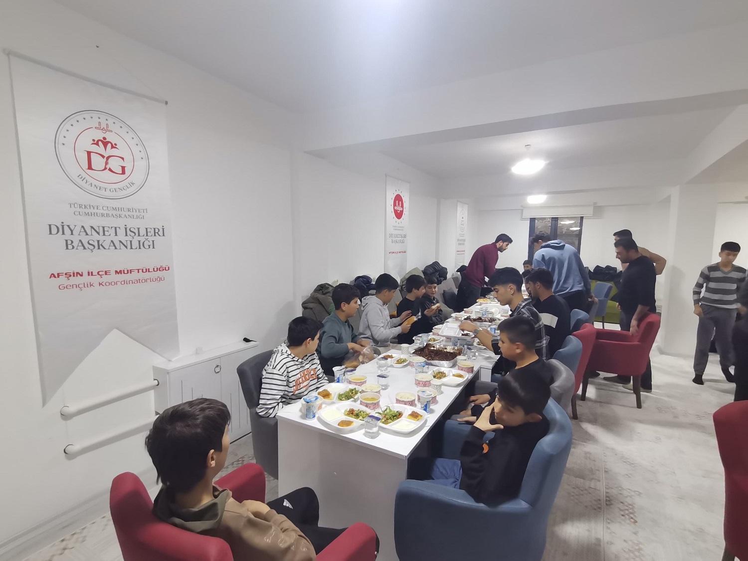 Afşin Kyk Öğrencileri, Diyanet Gençlik Merkezi İftarında Bir Araya Geldi (1)